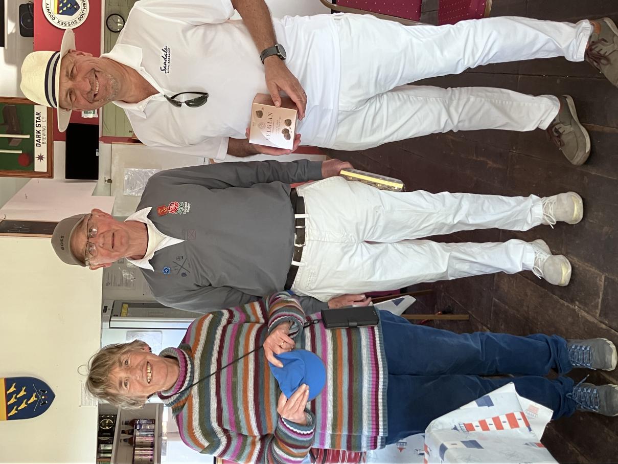 AC alternate stroke doubles 11th April: winners Robin and David with Manager Frances